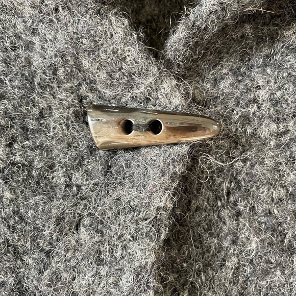 Uniqlo Sweater Collection, large, gray fuzzy hip-length dark gray cardigan EUC - Picture 2 of 7